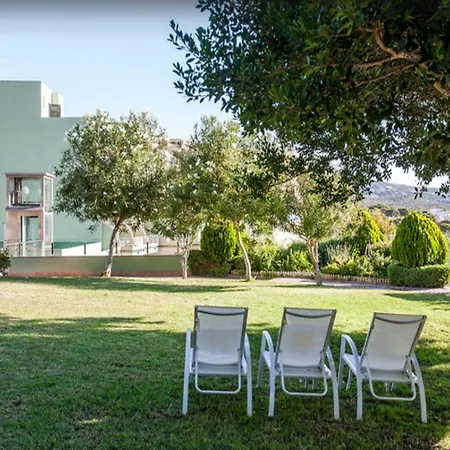 Agua Hotel